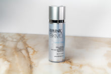 Load image into Gallery viewer, Retinol Plus Serum - BKMD Lab